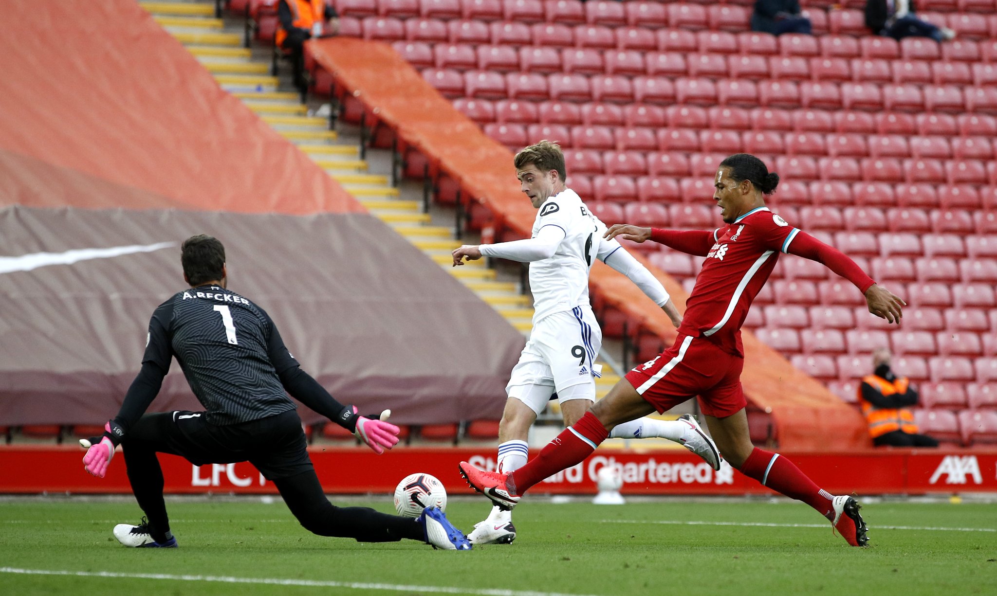 他应对日益 他应对日益